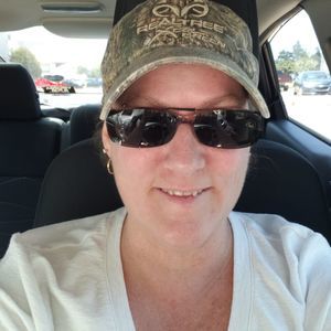 Meet your Posher, Dena